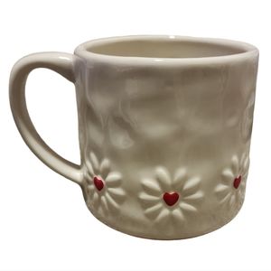 Heart floral daisy mug